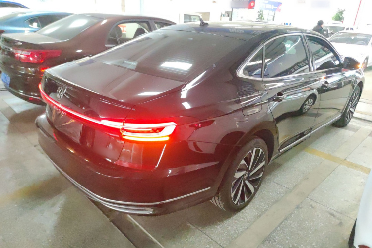 大众 帕萨特 2024款 280TSI 商务版车身外观7