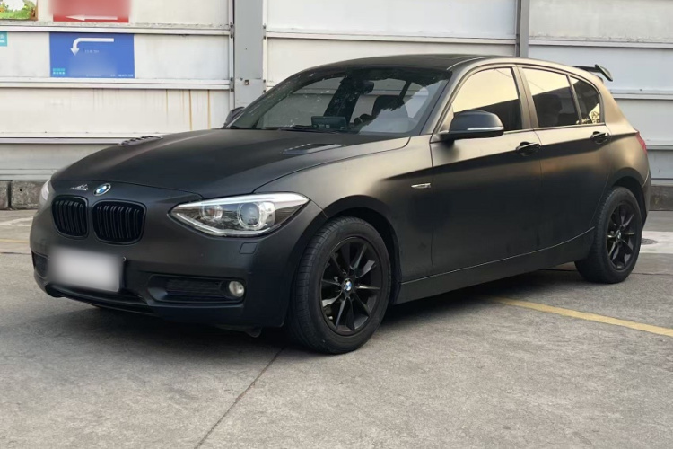 宝马1系(进口) 2013款 改款 116i 领先型车身外观6006