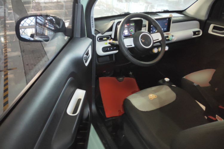 五菱汽车 宏光MINIEV 2024款 第三代 215km 进阶版中控内饰20