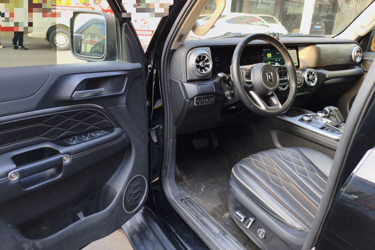 坦克300 2023款 越野版 2.0T 挑战者中控内饰7003