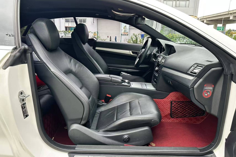 奔驰E级(进口) 2014款 E 260 轿跑版局部细节41