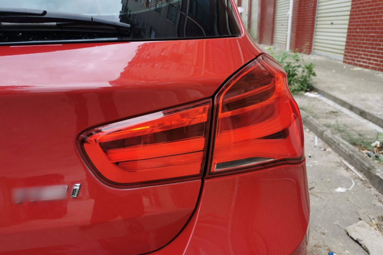 宝马1系(进口) 2018款 118i 领先型车身外观6006