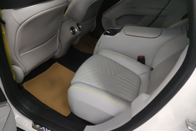 阿维塔11 2022款 超长续航双电机奢享版 4座中控内饰21