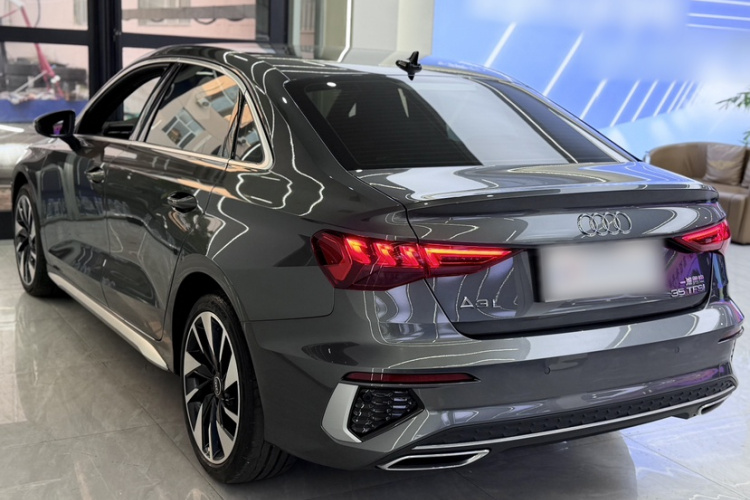 奥迪A3 2024款 A3L Limousine 35 TFSI 时尚运动型车身外观6003