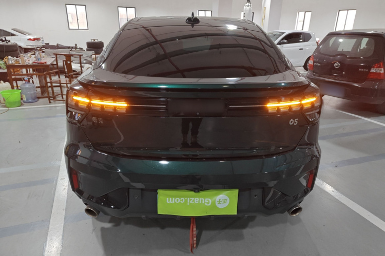 领克05 2023款 2.0TD 两驱耀Pro车身外观6