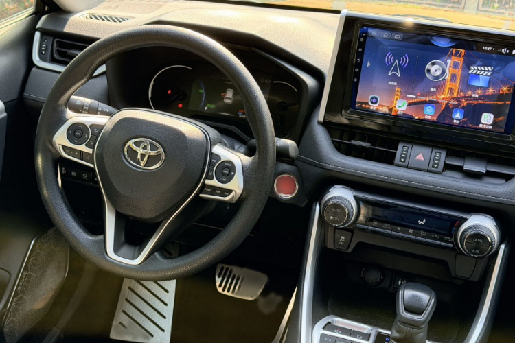 丰田 RAV4荣放 2020款 双擎  2.5L E-CVT两驱精英版中控内饰7001