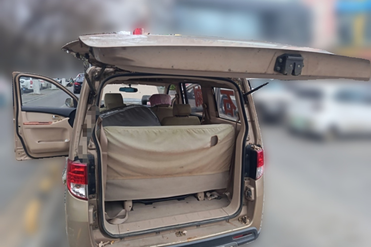 长安凯程 欧诺S 2012款 1.3L精英型中控内饰23