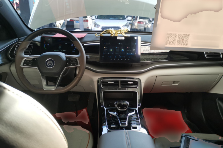 比亚迪 秦PLUS 2023款 冠军版 DM-i 120KM领先型中控内饰12