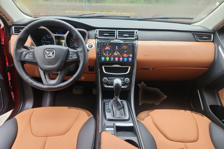 江铃 驭胜S330 2016款 1.5L GTDi 自动两驱时尚版中控内饰7002