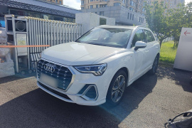 奥迪Q3 2023款 改款 40 TFSI 时尚动感型