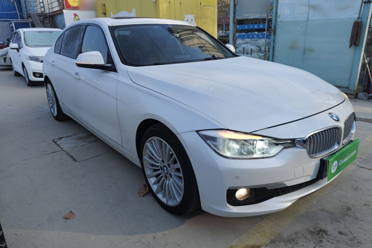 宝马3系 2018款 320Li 时尚型车身外观3