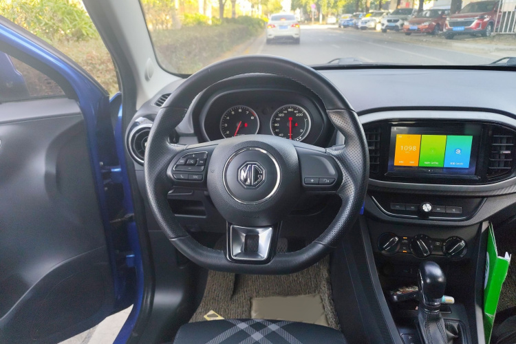 名爵3 2017款 1.5L 自动智联精英版局部细节13