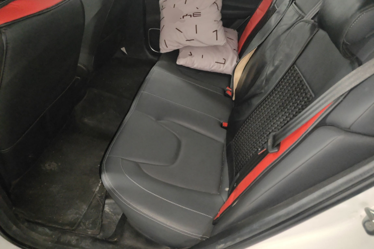 奇瑞新能源 艾瑞泽e 2024款 405km 出行版中控内饰21