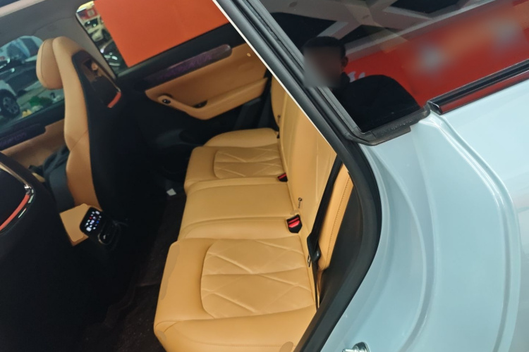 零跑汽车 零跑C11 2024款 增程 300尊享版中控内饰21