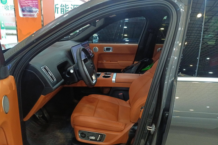 理想汽车 理想L8 2023款 Max局部细节19