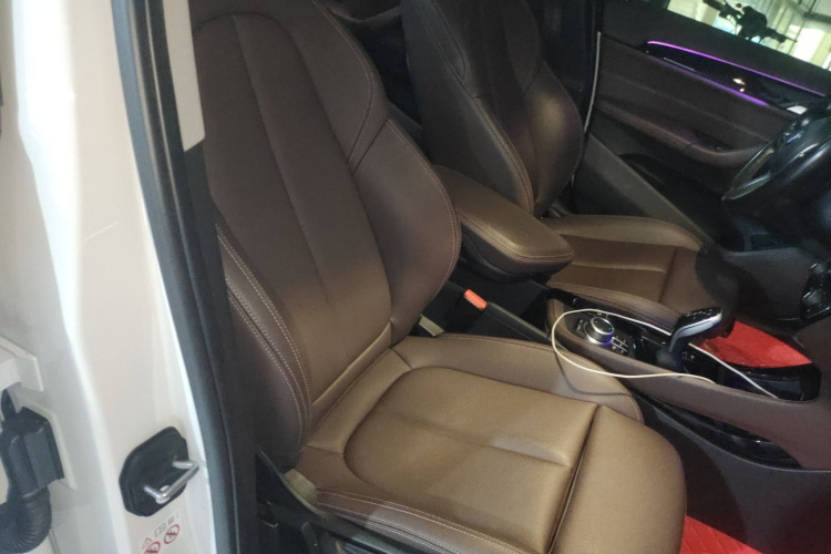 宝马X1 2021款 改款 sDrive20Li 尊享型局部细节41