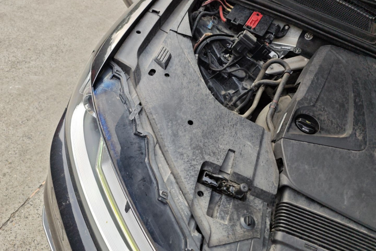 奥迪Q7 2016款 40 TFSI 舒适型局部细节9006