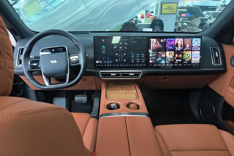 理想汽车 理想L6 2024款 Max中控内饰7002