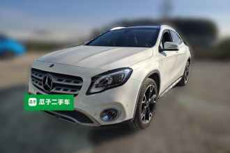 奔驰GLA 2017款 GLA 220 4MATIC 时尚型