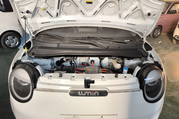长安启源 长安Lumin 2024款 130km 清悦款机舱底盘24