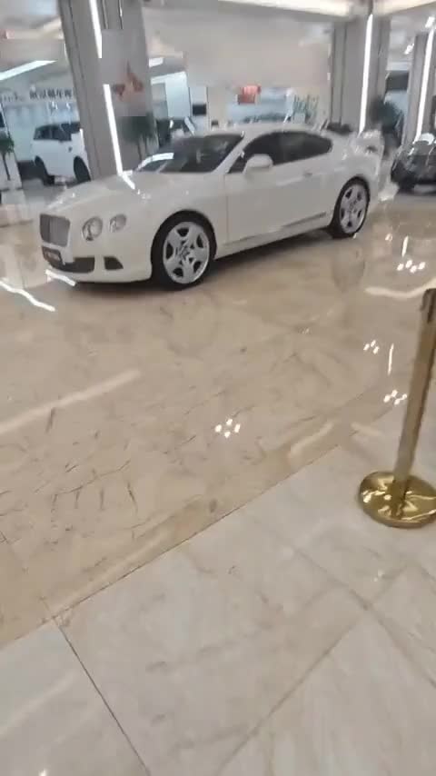 奔驰E级(进口) 2023款 E 260 敞篷轿跑车讲解2