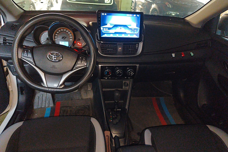 丰田 YARiS L 致炫 2021款 致炫X 1.5L CVT领先版中控内饰7002