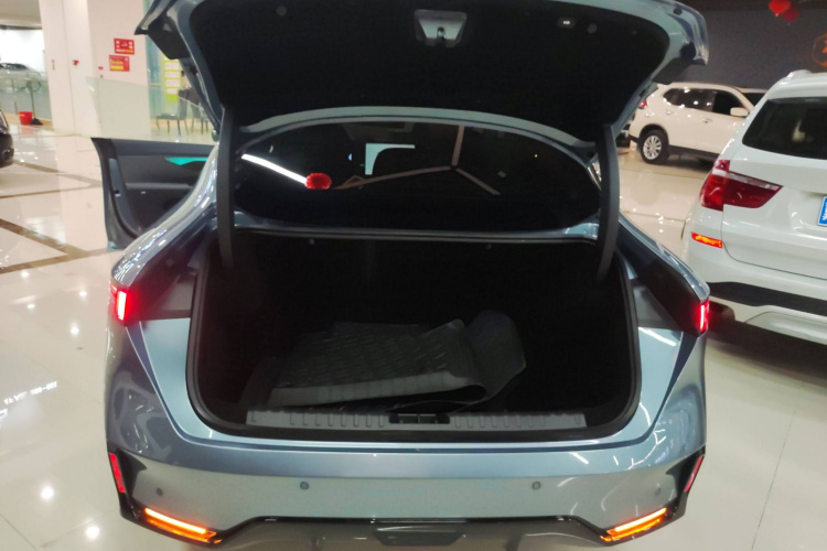 领克07 2024款 EM-P 126长续航 Ultra中控内饰23