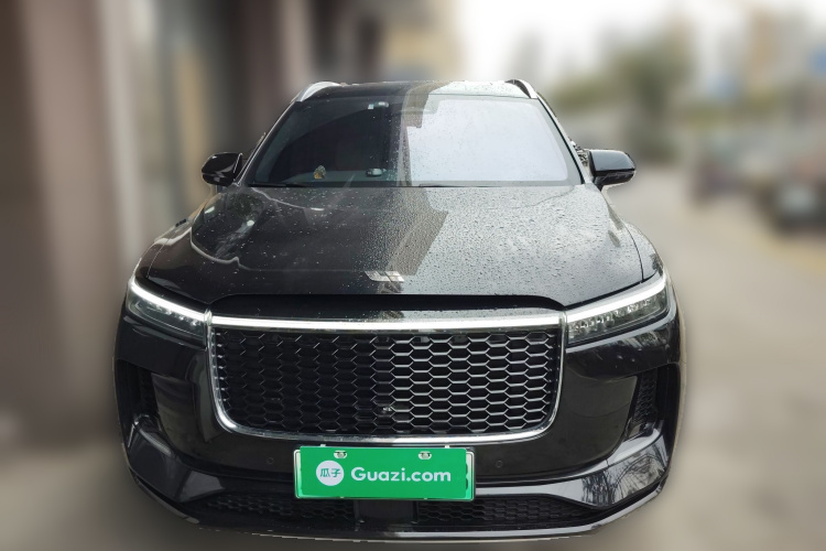 理想汽车 理想ONE 2021款 增程6座版车身外观2