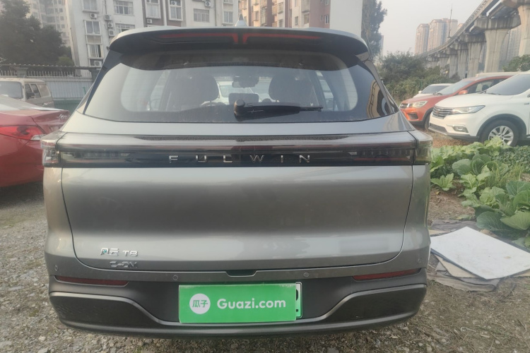 奇瑞 风云T8 2025款 1.5T 130km 豪华版7座车身外观6