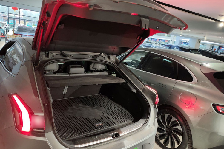 极氪001 2022款 超长续航双电机 ME版机舱底盘23