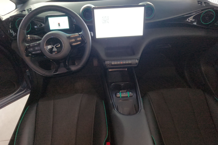 比亚迪 海豚 2024款 荣耀版 420km 时尚版中控内饰7002