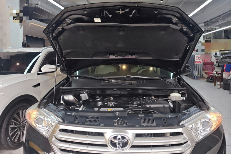 丰田 汉兰达 2012款 2.7L 两驱7座豪华版局部细节24