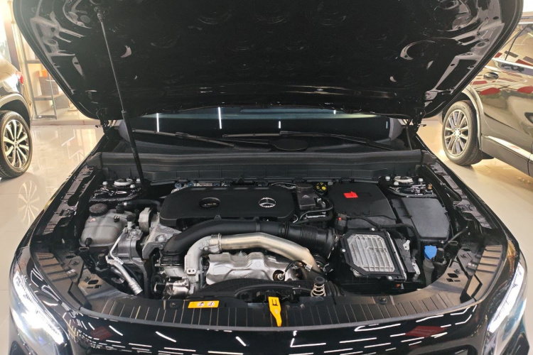 奔驰GLB 2024款 GLB 220 4MATIC局部细节24