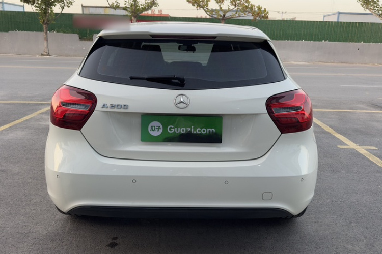 奔驰A级(进口) 2017款 A 200 动感型车身外观6004