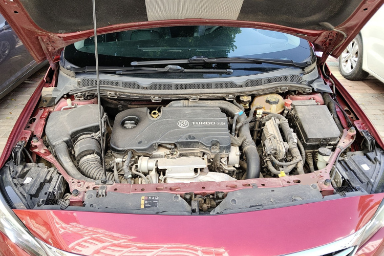 别克 威朗 2019款 三厢 20T 双离合领先型局部细节24