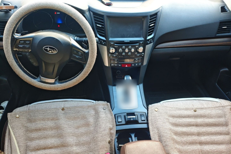 斯巴鲁 傲虎 2014款 2.5i 雅尚智能版中控内饰12