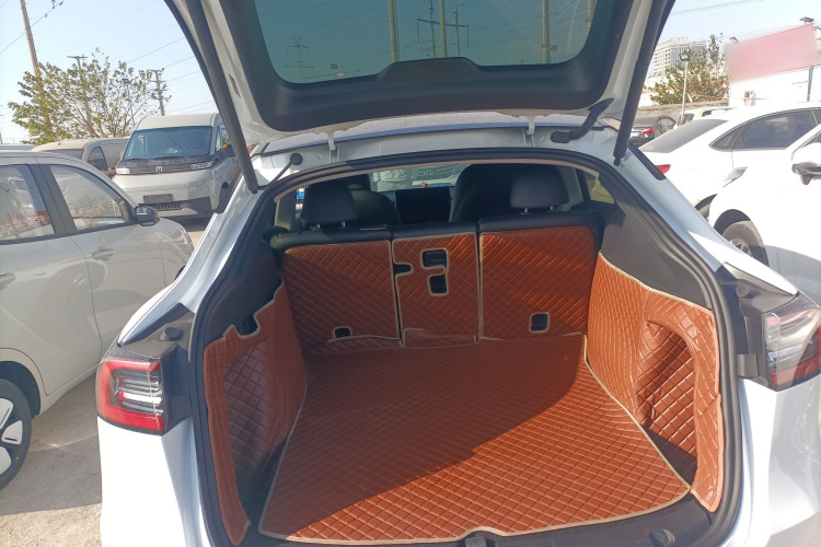 特斯拉 Model Y 2022款 改款 长续航全轮驱动版局部细节23