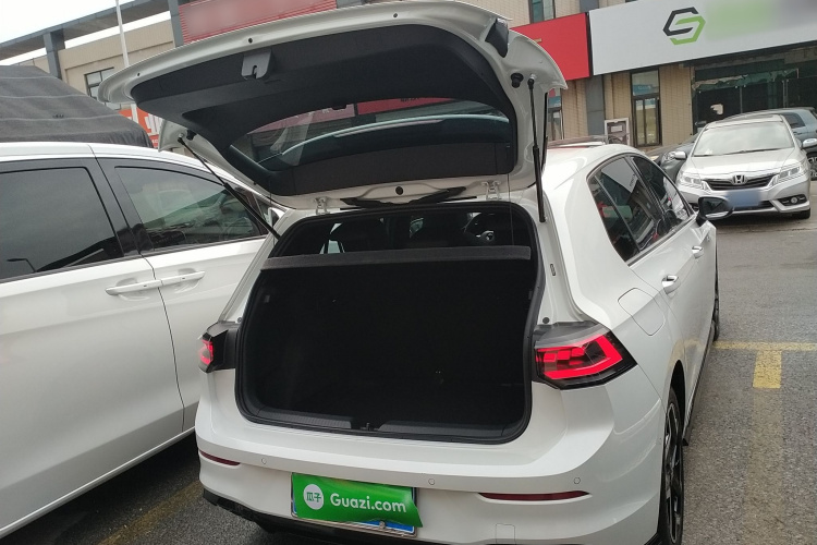 大众 高尔夫 2025款 改款 300TSI R-Line机舱底盘23