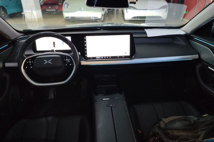 小鹏P7 2022款 670N+中控内饰7002