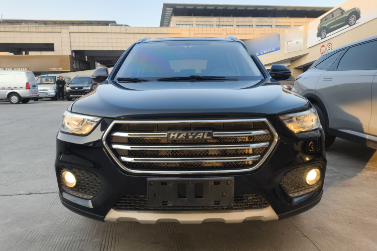 哈弗H6 2019款 运动版 1.5T 自动两驱精英型 国VI车身外观2