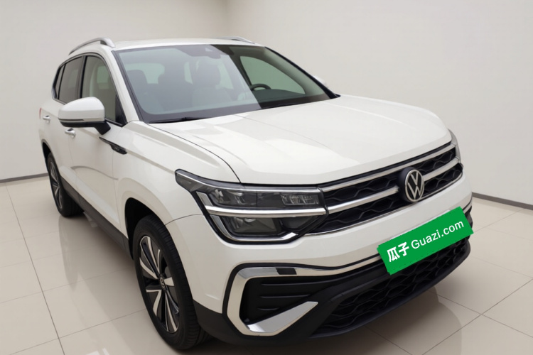 大众 途岳 2023款 300TSI 两驱皎月版车身外观3