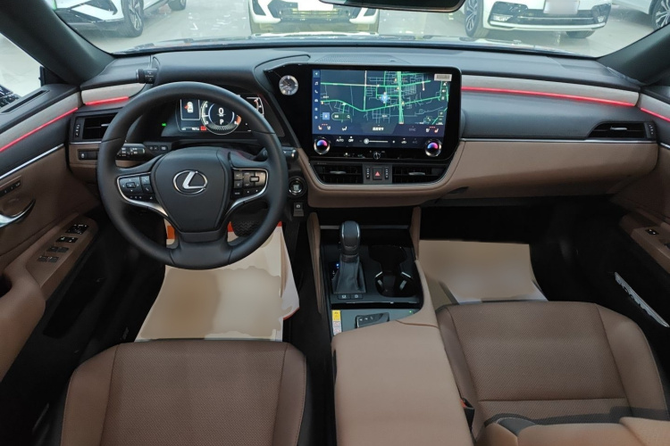 雷克萨斯ES 2025款 200 臻享版中控内饰7002