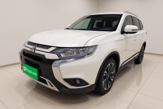 三菱 欧蓝德 2019款 2.0L 两驱畅享版 5座 国V