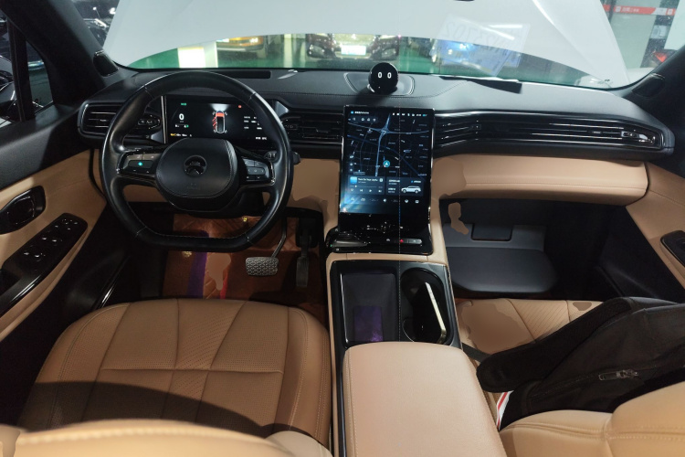 蔚来ES8 2020款 415KM 七座版中控内饰12