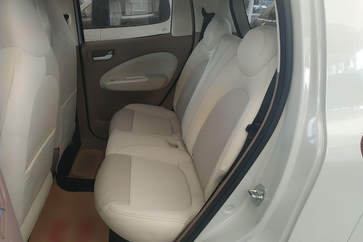 五菱汽车 宏光MINIEV 2025款 四门版 进阶款中控内饰21