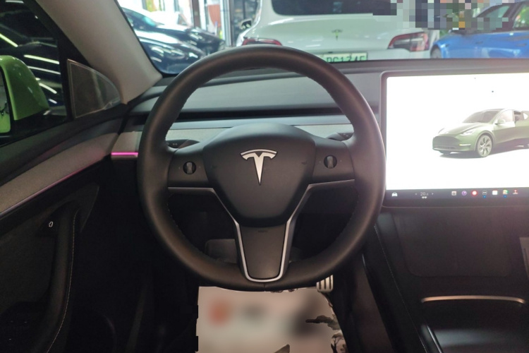 特斯拉 Model Y 2024款 后轮驱动版中控内饰13