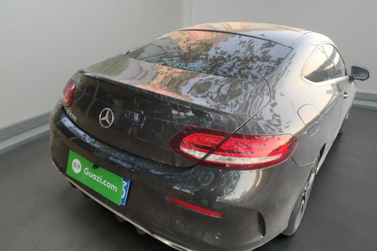 奔驰C级(进口) 2021款 C 260 轿跑车车身外观7