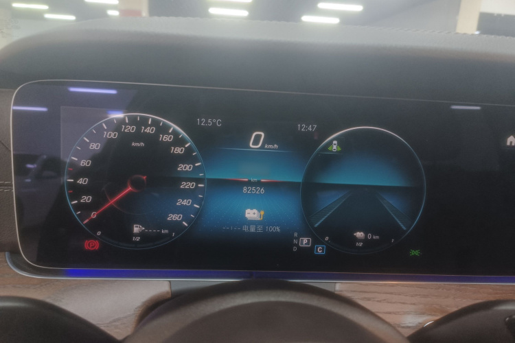 奔驰E级新能源 2022款 改款 E 350 e L 插电式混合动力轿车局部细节14