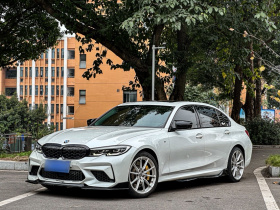 宝马3系 2020款 330Li xDrive M运动曜夜套装
