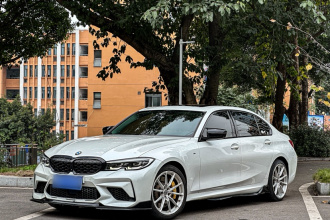 宝马3系 2020款 330Li xDrive M运动曜夜套装